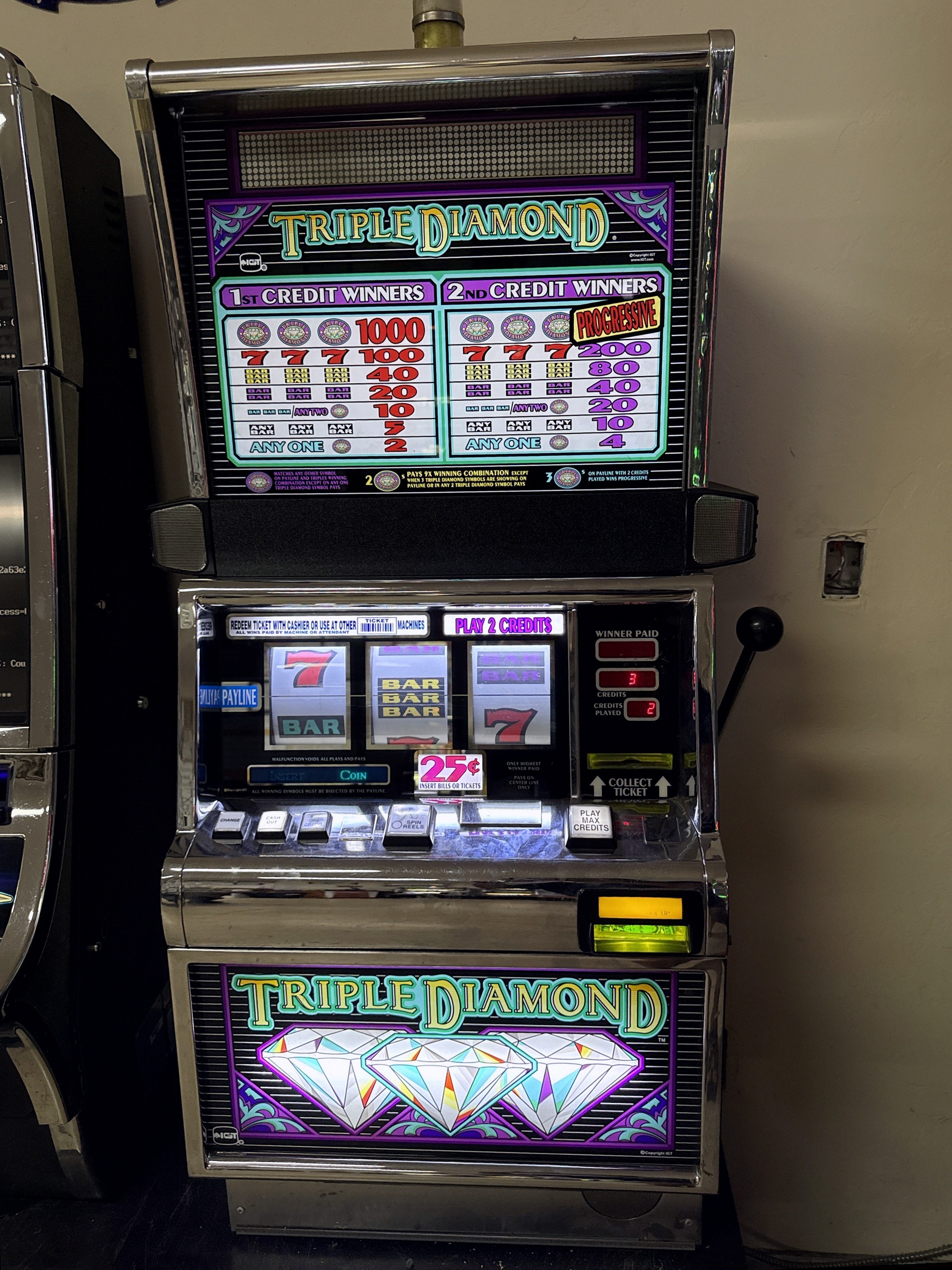 IGT Reel Spinner Triple Diamond